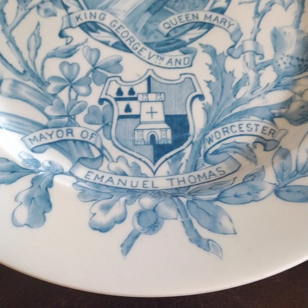 Royal Worcester England 1911 Plate